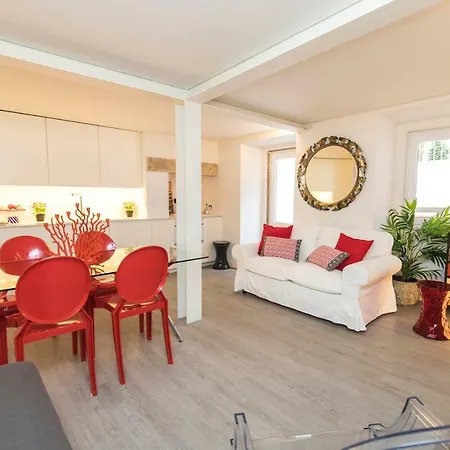 Lapa: Terrace & Comfort Апартаменты
